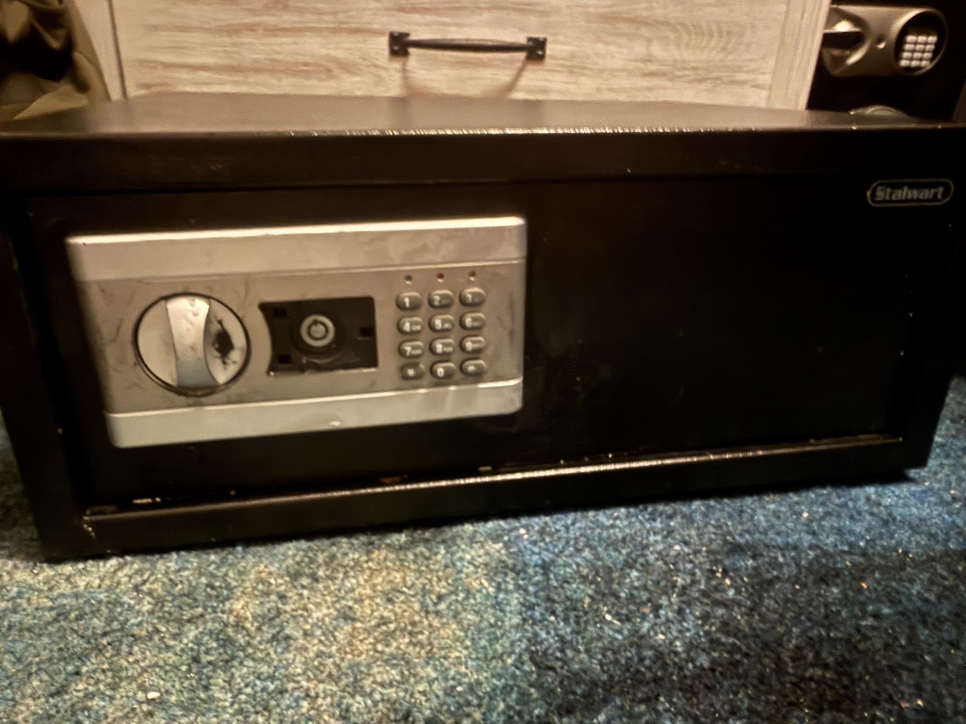 Large Electronic Digital Safe by Stalwart