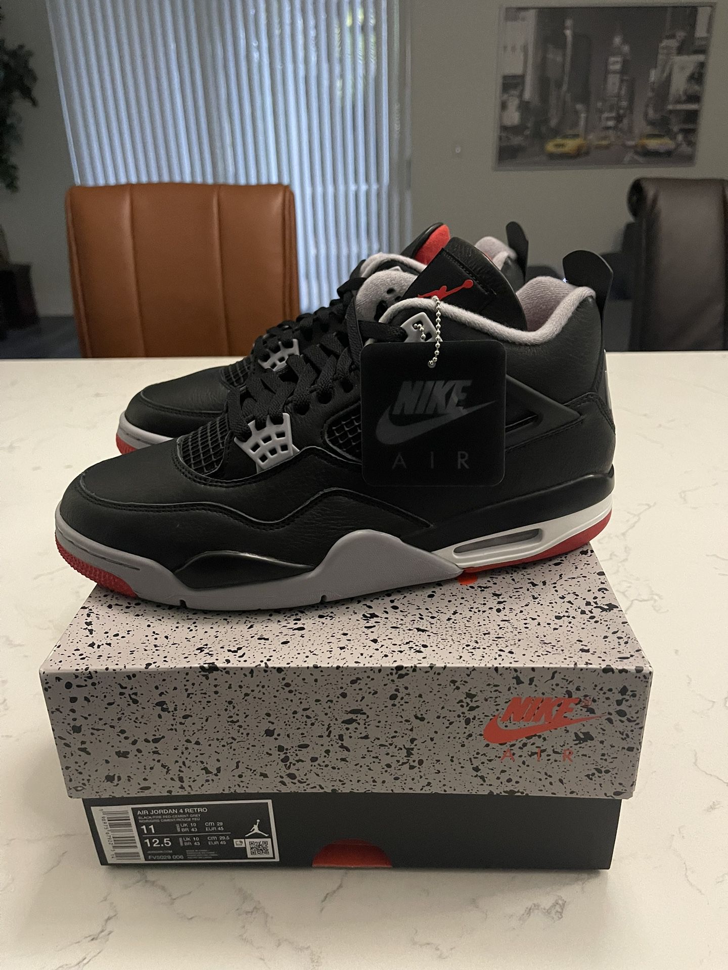 Air Jordan 4 Bred—Size 11