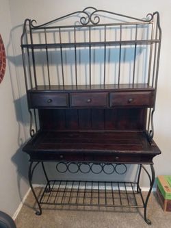 WOODEN HUTCH W/ WINE RACK