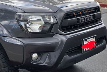 Toyota Tacoma Headlights blackout