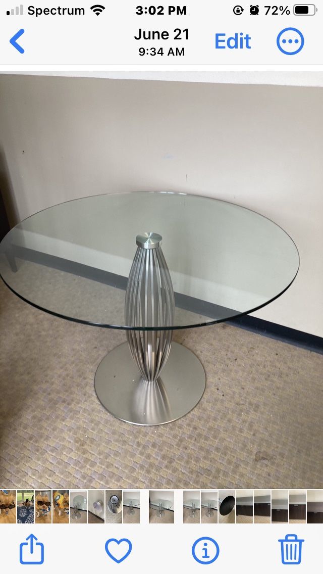 Heavy Weight Screw Top Glass Top Table