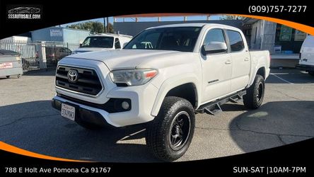 2017 Toyota Tacoma Double Cab