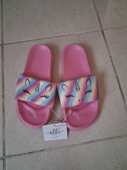 Elli Slides