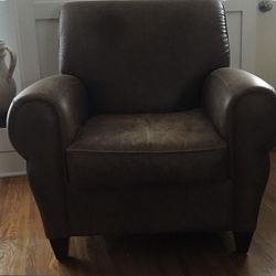 Leather Chair In great Condition