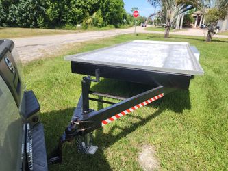 6'9w X 16' 7k Tandem Axle Flatbed (No Ramps) Registered