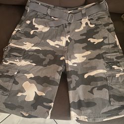Camouflage Shorts Size 36