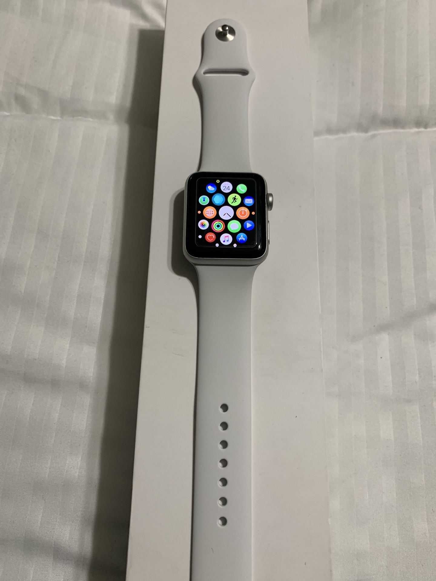 Apple watch 220$