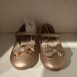 New Toddler Gold Flats Size 7
