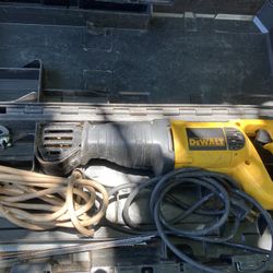 De Walt Saws All