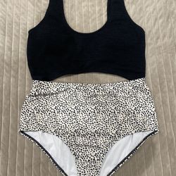 Women Cute Bikini Size XL new 