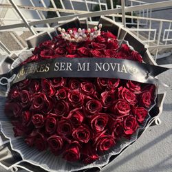 100 Red Roses Bouquet