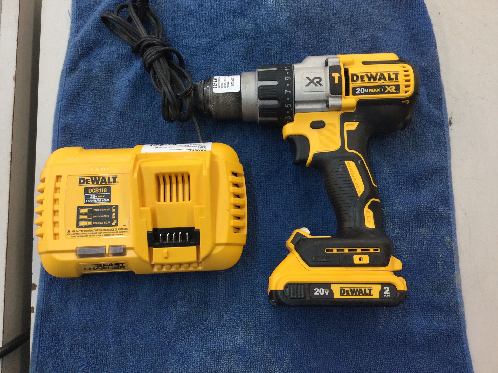 Dewalt 20V Lithium Hammer Drill with 1 Battery & Charger