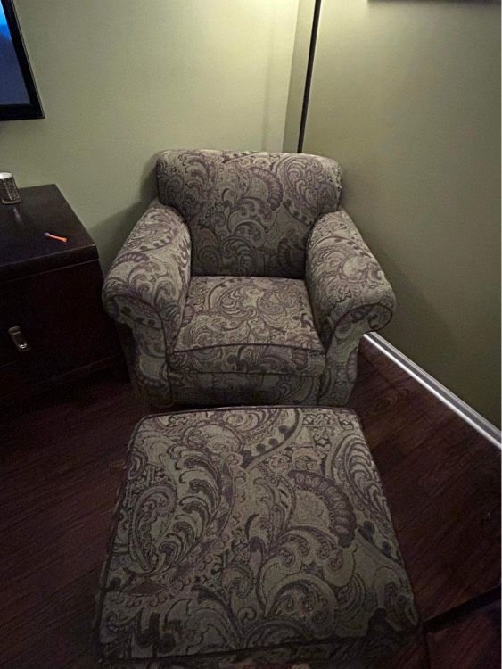 Comfy Couch And Matching Large Chair W/Ottoman