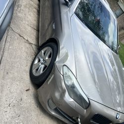 2011 BMW 528i