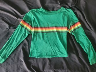 medium green woman's long sleeve tee