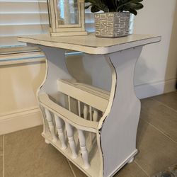 Magazine Rack/End Table