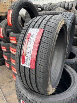 225/40/18 Land Spider Tires installed/ instaladas
