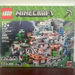 LEGO Minecraft: The Mountain Cave (21137)