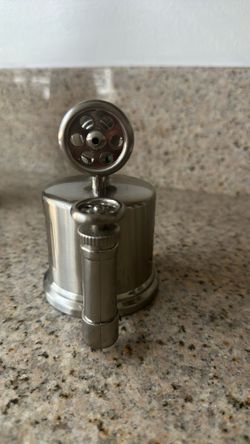 Vintage Pyro Star Table Gas Lighter – Retro Metal Desk Lighter