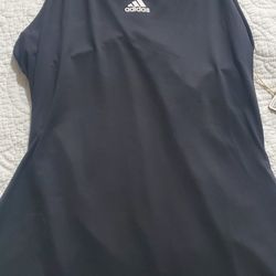 BNWT Size Small Y Tank Top