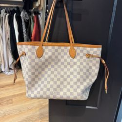Never Full Louis Vuitton Bag
