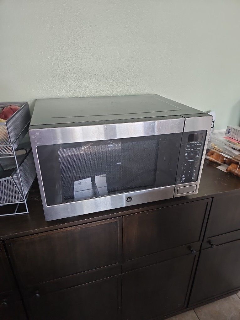 GE Microwave Countertop