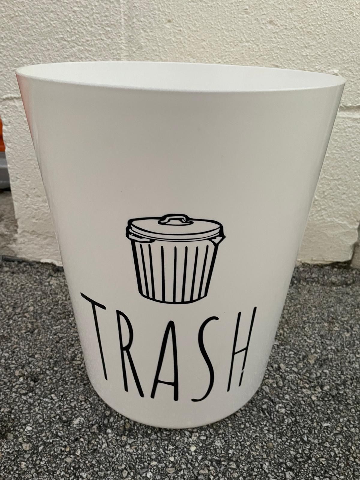 Mainstays 5-Gallon Graphic-Print Wastebasket – Stylish & Durable!