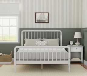 NEW Solid Wood Full Size White Spindle Platform Bed Frame (Jenny Lind Style)