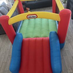 Little Tikes Jr Jump ‘n Slide Bouncer