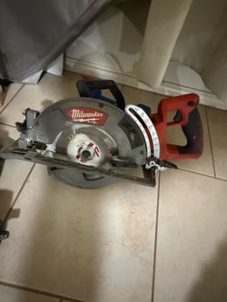 Milwaukee fuel m18 7 1/4 circular saw. Make offer