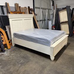 Queen Bed $280