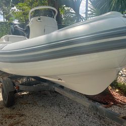 2021 Caribe 11ft Center Console