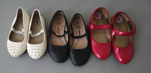 Baby shoes ballet shoes