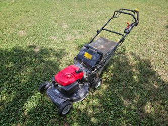 Honda HR215 Self Propelled Lawn Mower