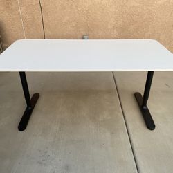 BEKANT Desk, white, with Black Legs 63x31 1/2 "