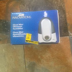 Air Innovation Clean Mist Smart Humidifier 