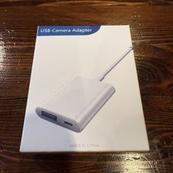 Lightning to USB+USB-C Camera Adapter 