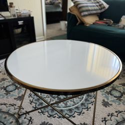 Round Coffee Table 