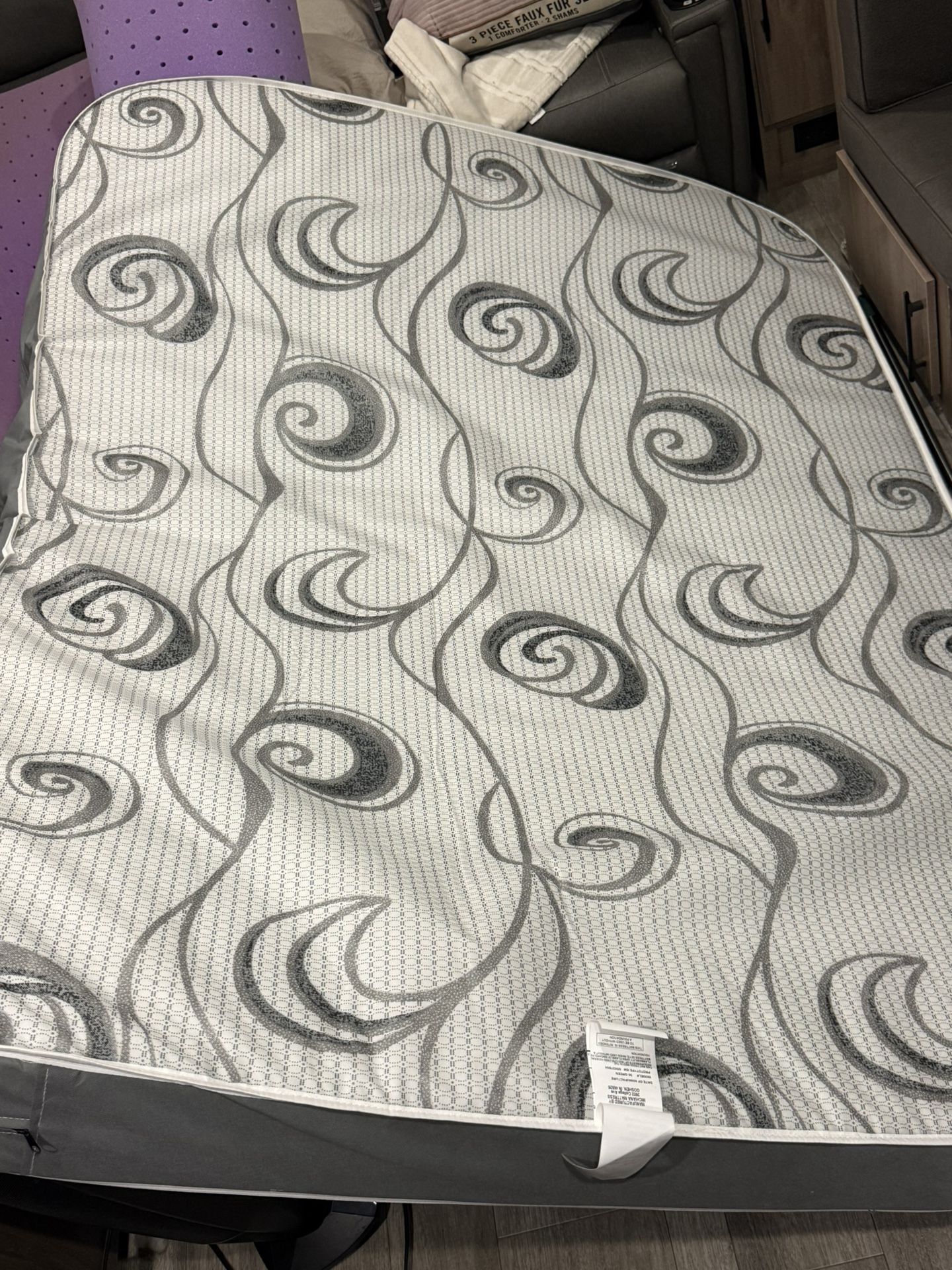 Short Queen Matress For Travel Trailer