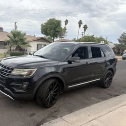 2016 Ford Explorer