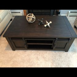 Solid Wood Barnyard Door Coffee Table