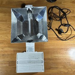 Lot of 3 LUXX DE1000 1000W Grow Light Fixtures – Untested