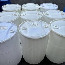 55 Gal Plastic Drums