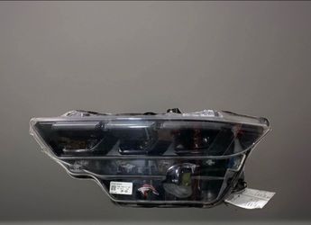 2024 2025 FORD MUSTANG LED LEFT HEADLIGHT USED OEM SHELL BLACK PR3B-13035-LC