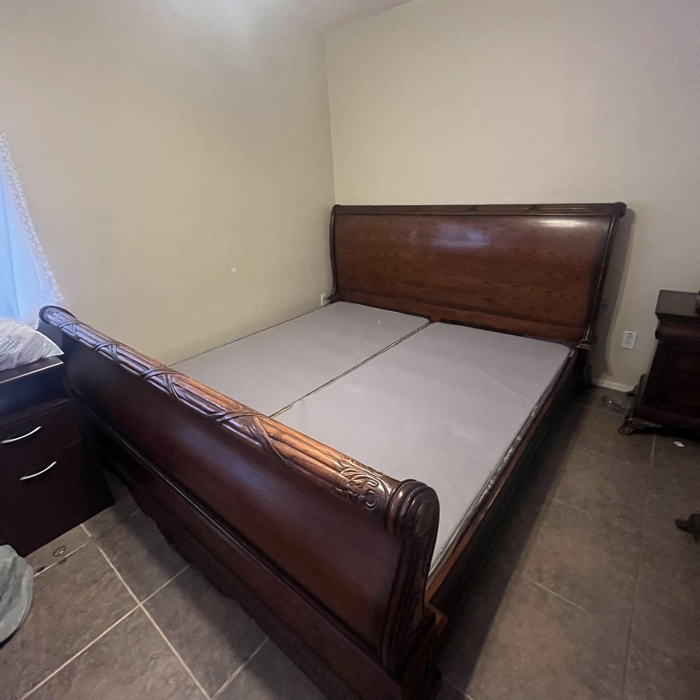 California King Sleigh Bed, Dresser W/mirror, 2 Night Stands, Serta Bed In A Box Foam Mattress