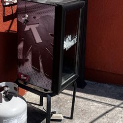 Mini Fridge 