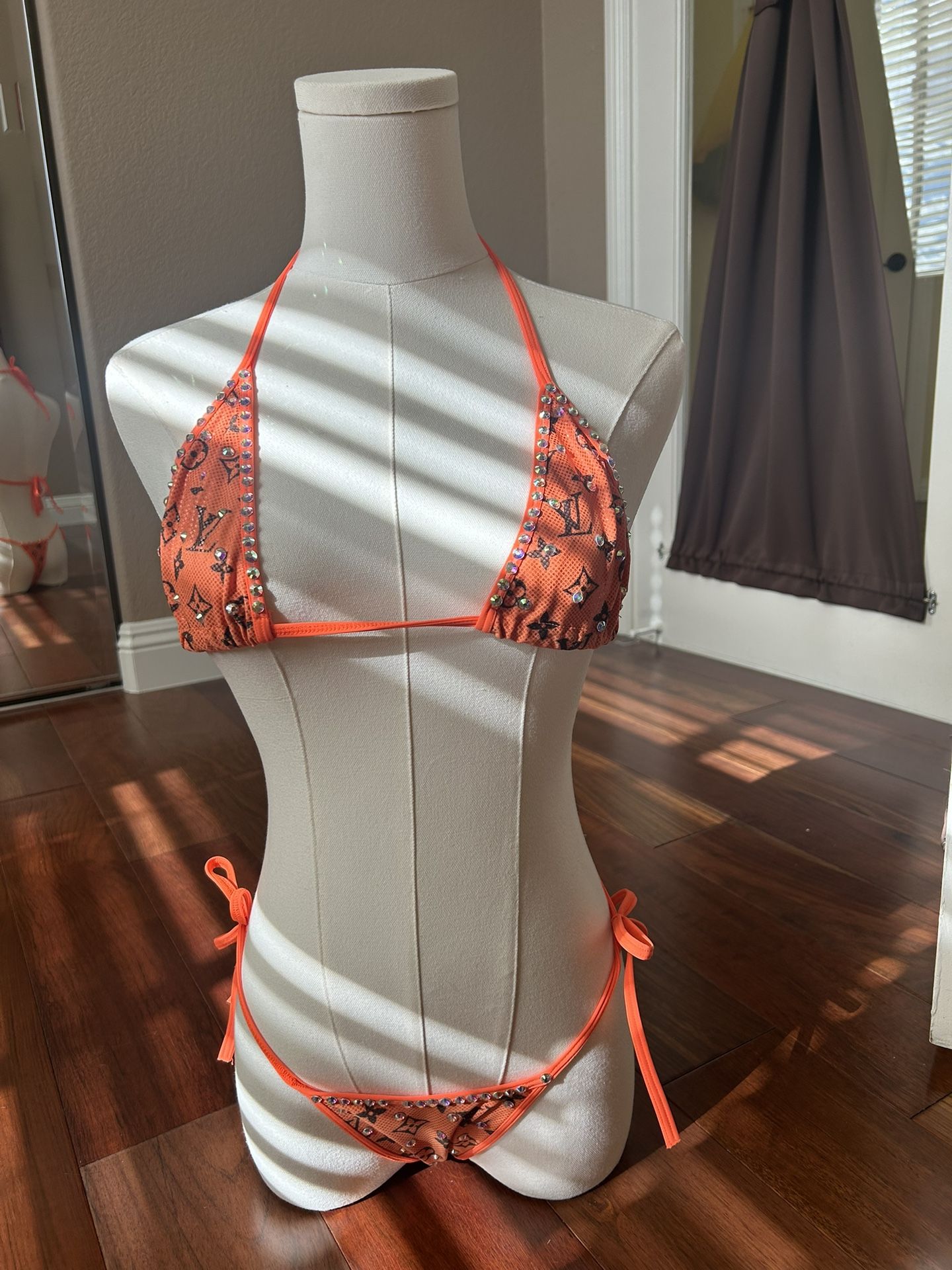 Dancer bikini set barely used