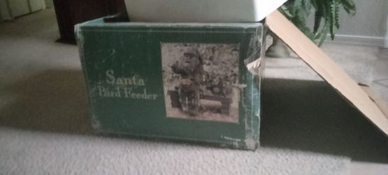 Santa BirdFeeder