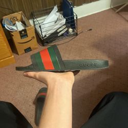 pursuit gucci slides 