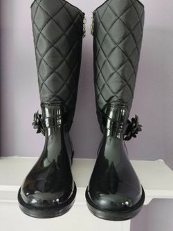 Stuart Weitzman Black Quilted Rain Boots Size €